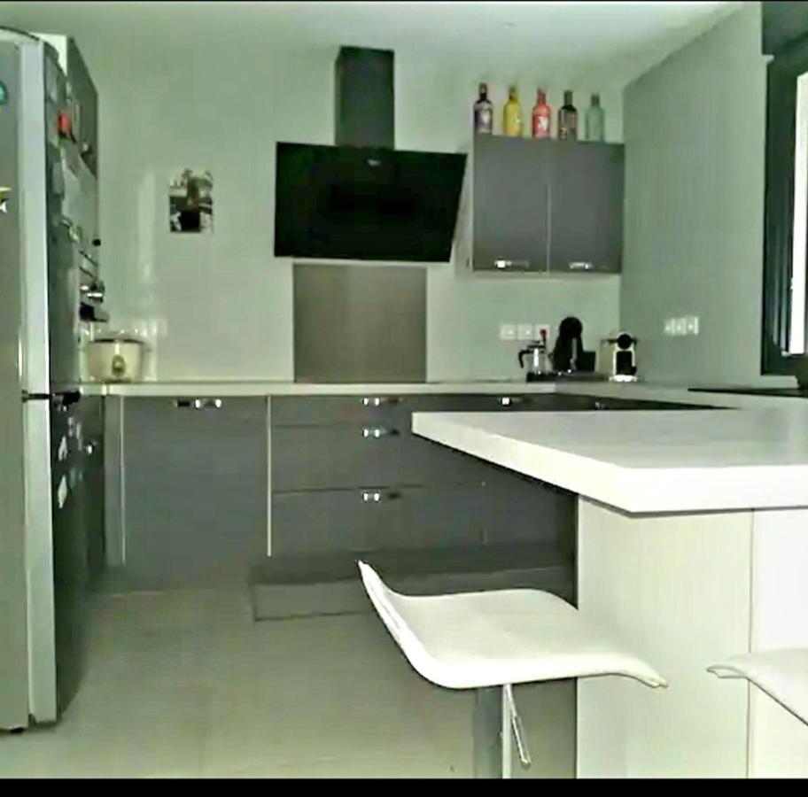 Chambre Privee Dans Maison Le Tampon Εξωτερικό φωτογραφία